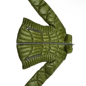 Guess Olive Green Puffer Jacket Women’s Small Full Zip NWOT